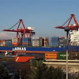 موانئ استراتيجية عالمية